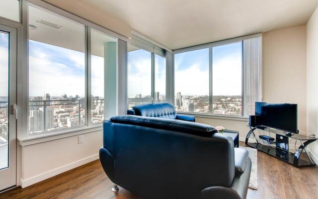 Beautiful 3 Bedroom Luxury Bldg