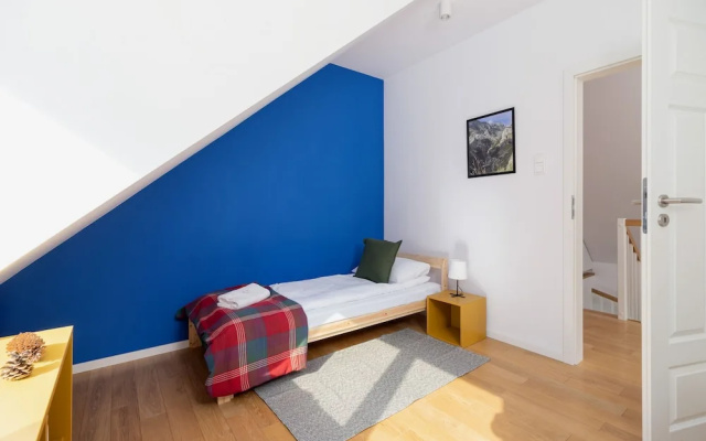 Beautiful House Korzkiew by Renters