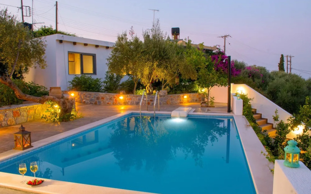 Villa Douloumi