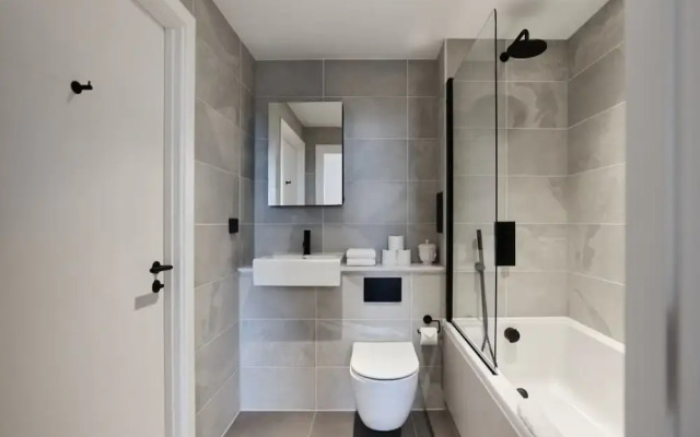 The Tottenham Place - Stylish 1bdr Flat With Balcony