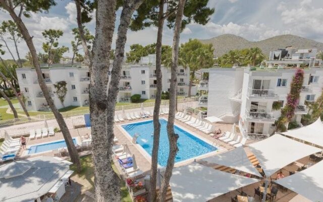 Sofia Alcudia Beach