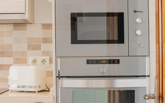 FRONTLINE VILLA 26, well-designed with a heated pool