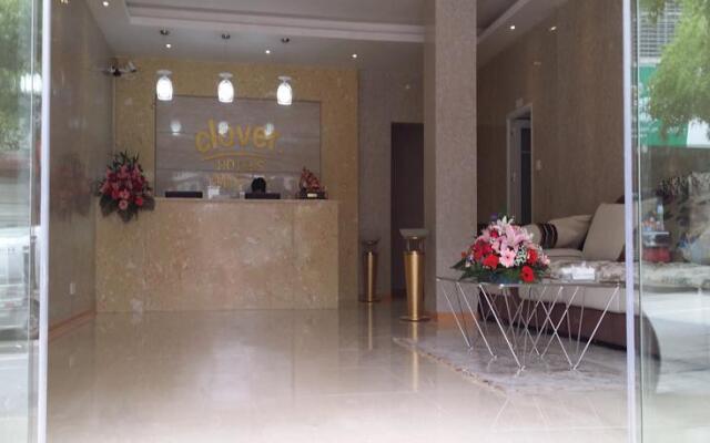 Zhangjiajie Clover Hotel