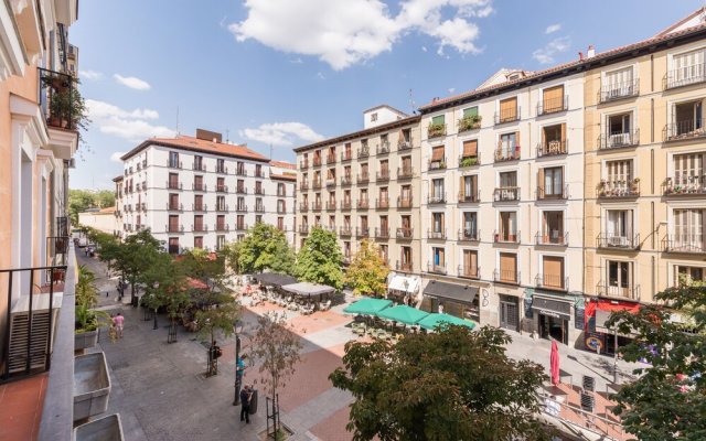 3 Bd Apartment Perfect Location In Plaza De Chueca