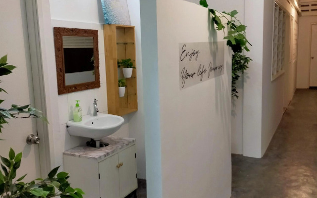 Cube House KL Bukit Bintang - Shared Bathroom Apartment