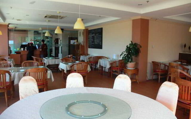 D'Anggerek Hotel
