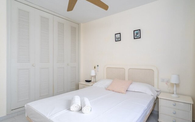 Apartment Club Caronte