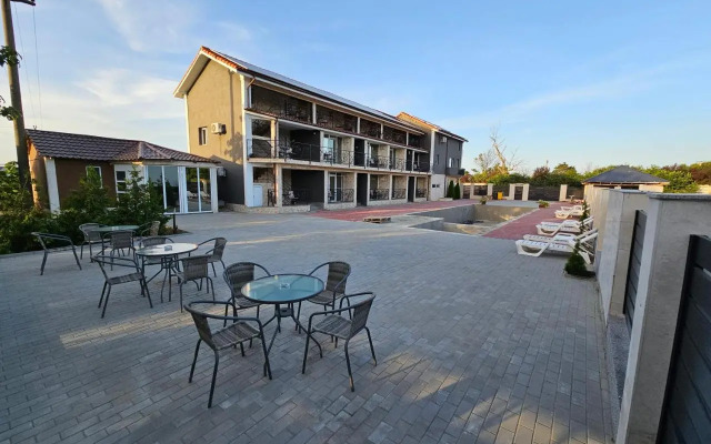 Casa Carmen Salina Artificiala