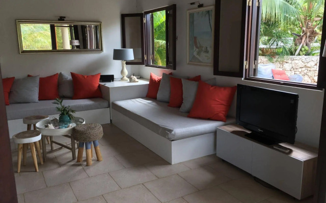 Lagoon Villas
