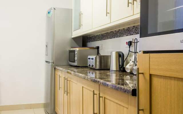 Beautiful 4-bed House in Bootle