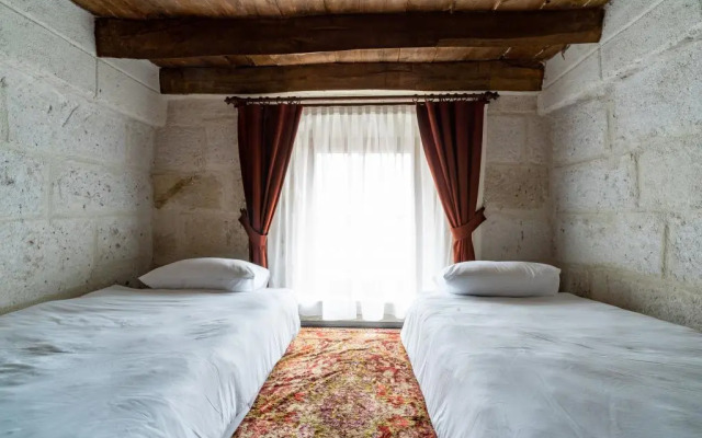 Snora Cave Hotel