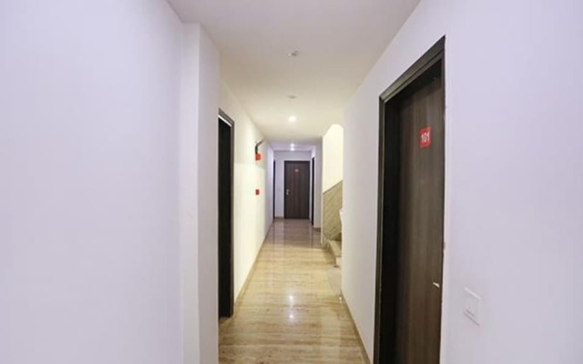 FabExpress Taj Home Stay