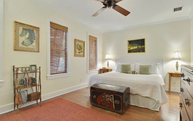 Amelia Home by Avantstay In Historic Old Town w/ Pool