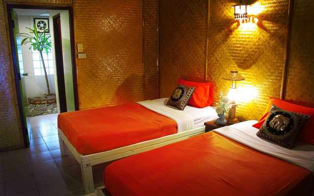 Areeya Phuree Resort