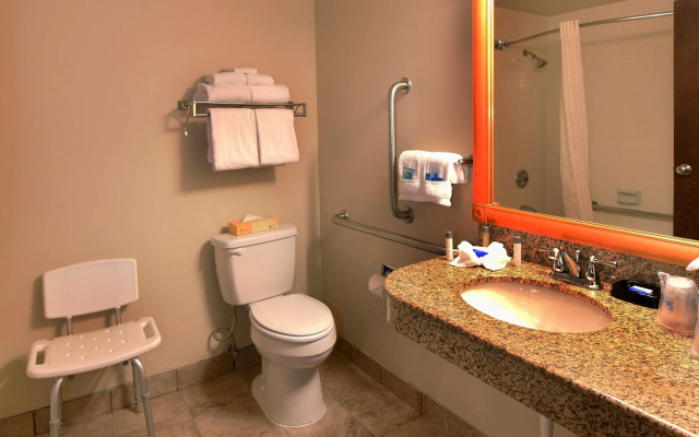 Best Western Plus Ahtanum Inn
