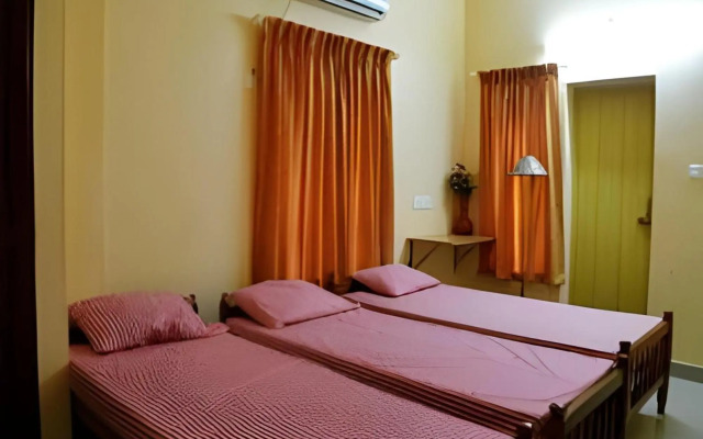 Kailas Inn