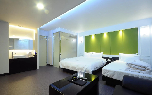 WA Hotel Nampo