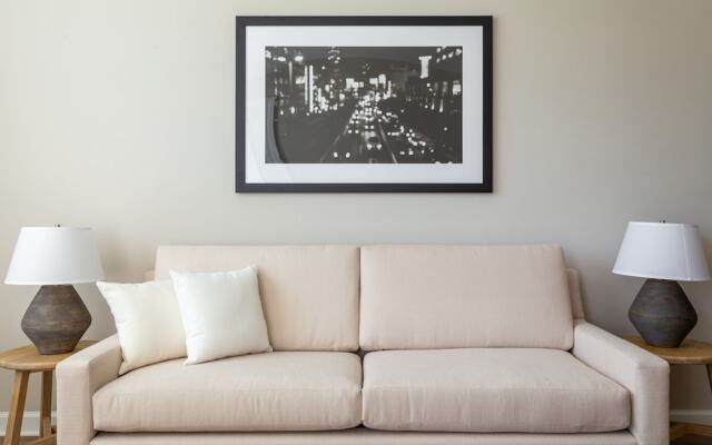 Kasa FreeMoreWest Charlotte