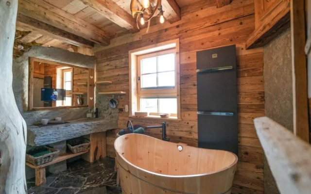 Wildererhutte Comfortable Holiday Residence