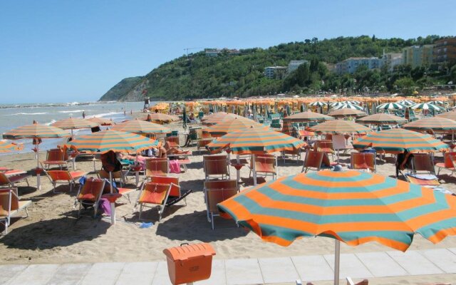 Strand Hotel