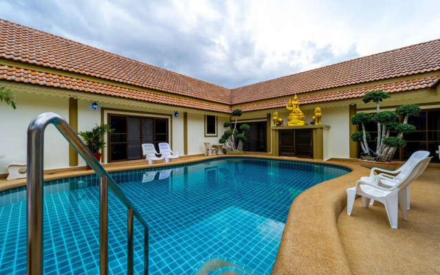 Siam Court