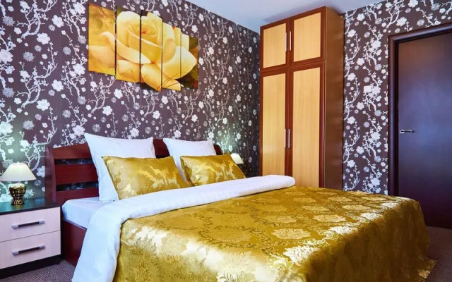 Pyat Zvezd  na pr-te Lenina, d. 104-1