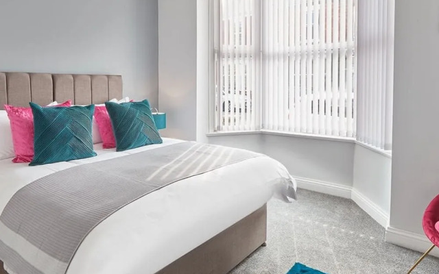 Host Stay Riftswood Ruby