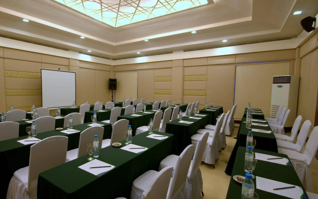 Henann Lagoon Resort