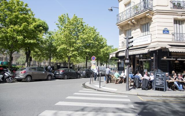 Studio by the Jardin du Luxembourg