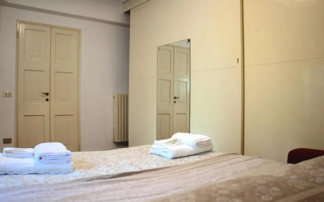 Basement Turati 3 -Consulates District