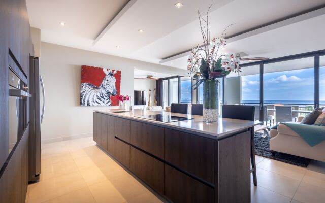 Chic, Panoramic Penthouse - Spectacular  270 ° Ocean View