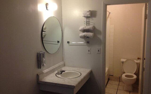 Budget Inn
