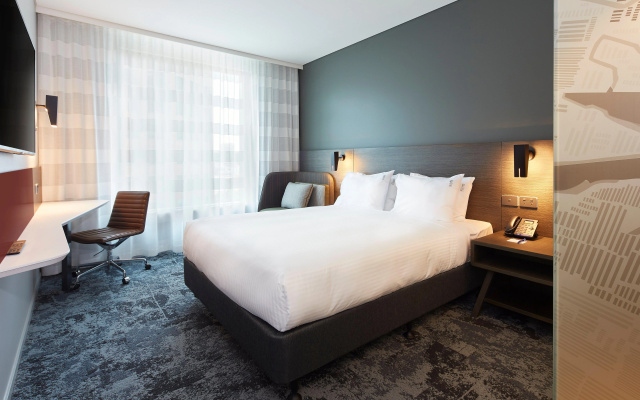 Holiday Inn Express Melbourne Southbank by IHG – Guest Rooms – Melbourne