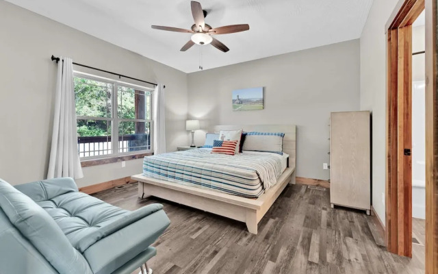 Luxury 7-bedroom Home With Hot Tub Fireplace