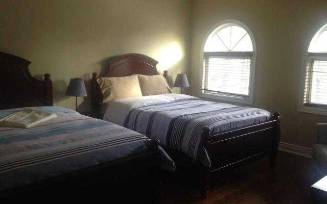 Hardy's Luxury House
