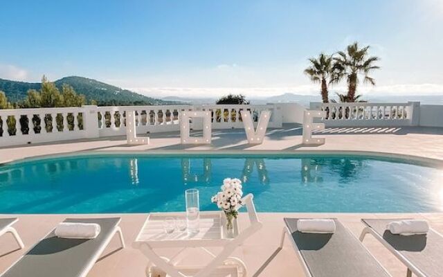 Villa The White Pearl