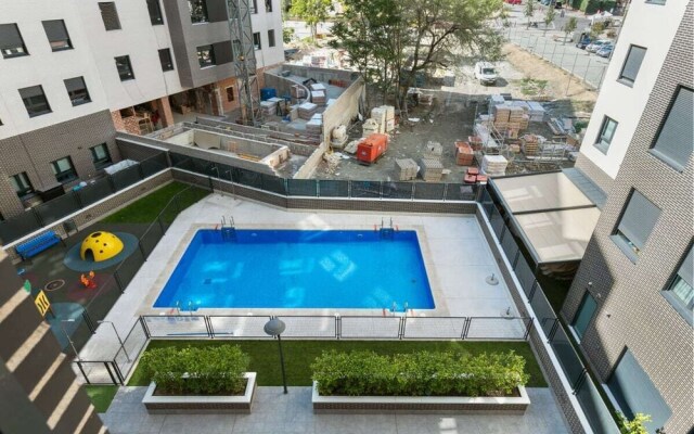 Stunning 2 Bed Apt, Sleeps 6 nr Adelfas