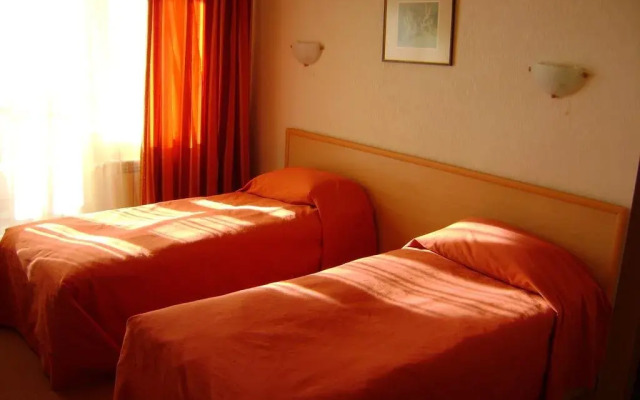 Hotel Treshtenik