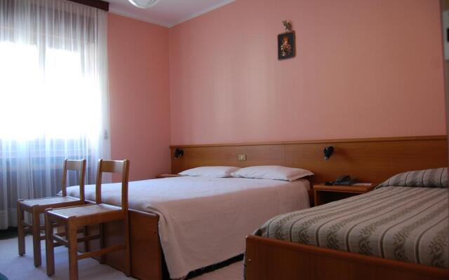 Albergo Motel Dosdè