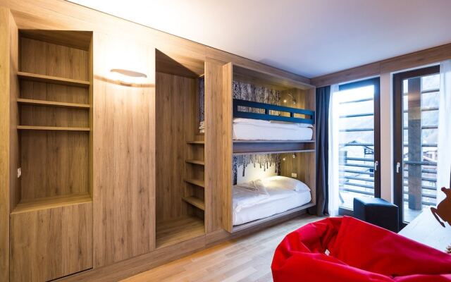 NH Collection Alagna Mirtillo Rosso