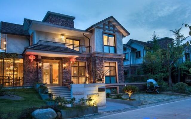 Wuyishan Lanyue Villa Hotel (Sangu Resort)