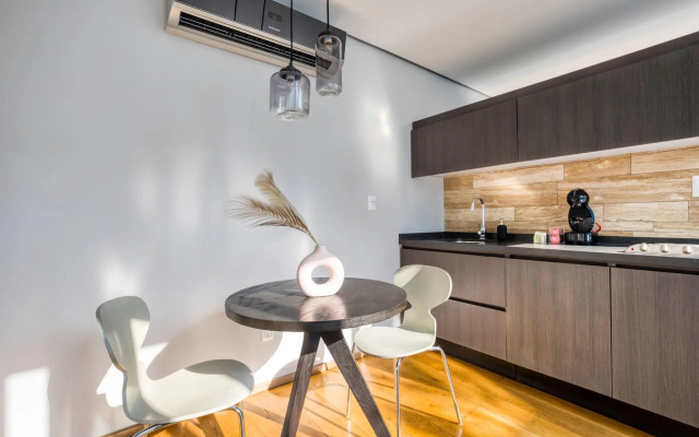 AR 218 Hotel by ULIV