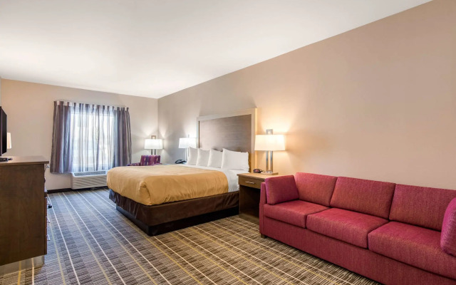 Quality Inn & Suites Carlsbad Caverns Area