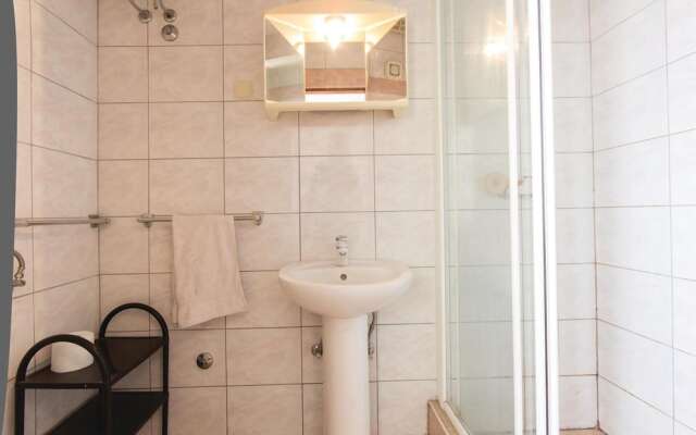 Amazing Apartment in Pula With 2 Bedrooms