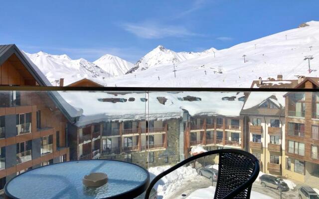 GVC 510-2 New Gudauri Mountain view