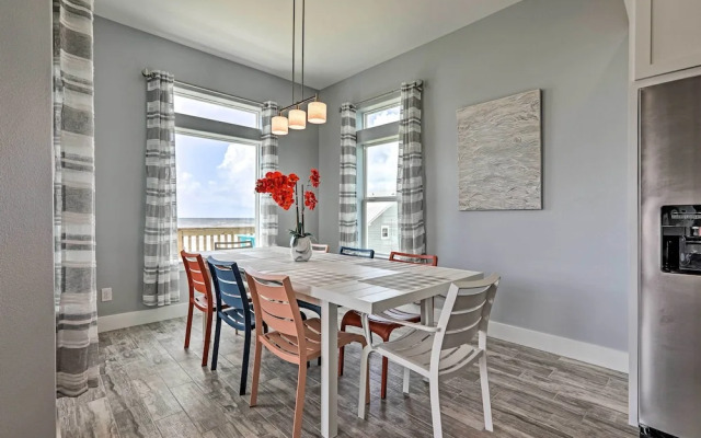 Villa Azul Galveston Home: Modern & Beachfront!