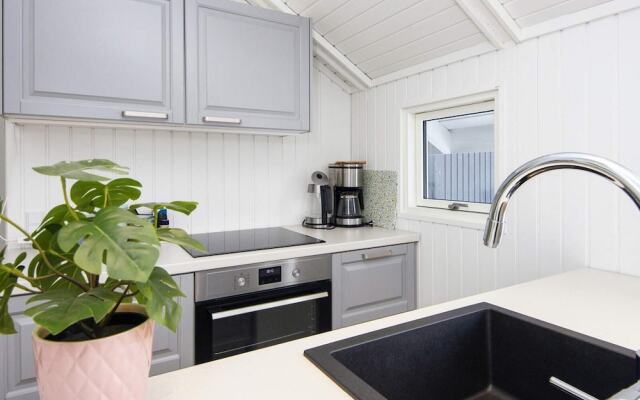 6 Person Holiday Home in Juelsminde
