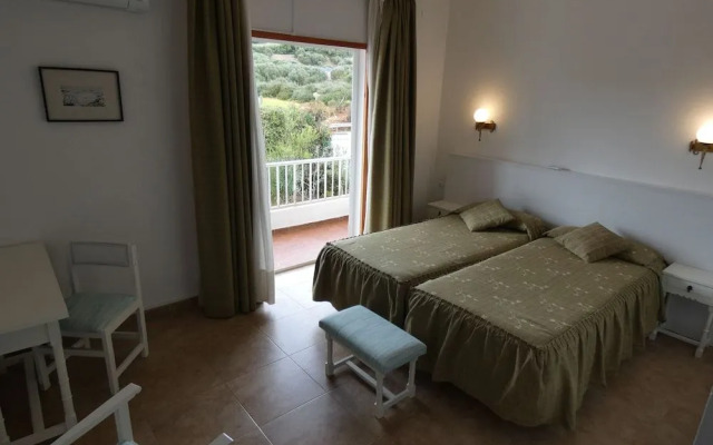 Hostal Port Fornells - Adults Only