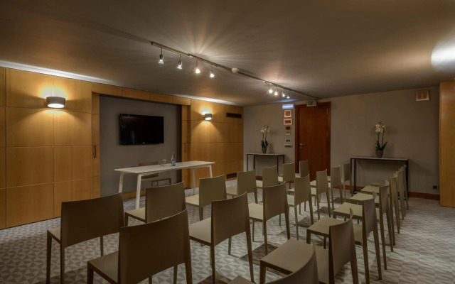 Dom Carlos Liberty Hotel
