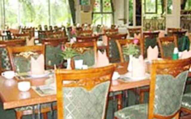 Burapha Golf and Resort